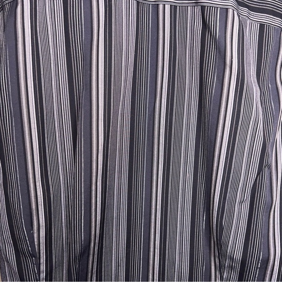 Medium Eddie Bauer Grey Striped Button Front Top Womens Long Sleeve Silver - Picture 7 of 14